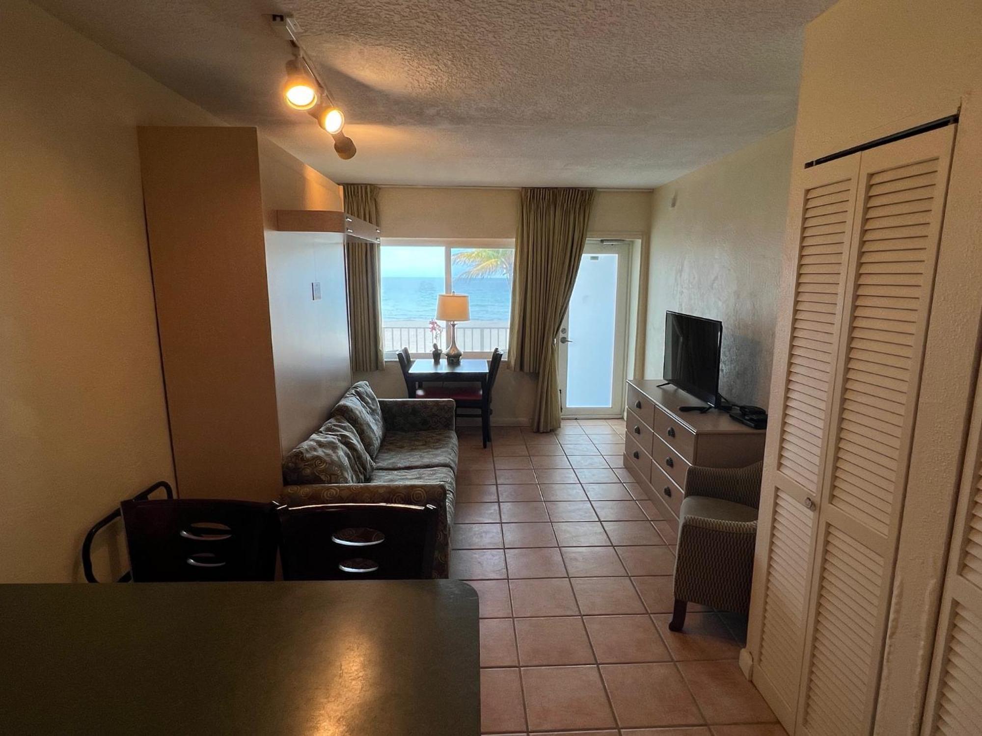 Enchanted Isle Hollywood Beach Resort Extérieur photo