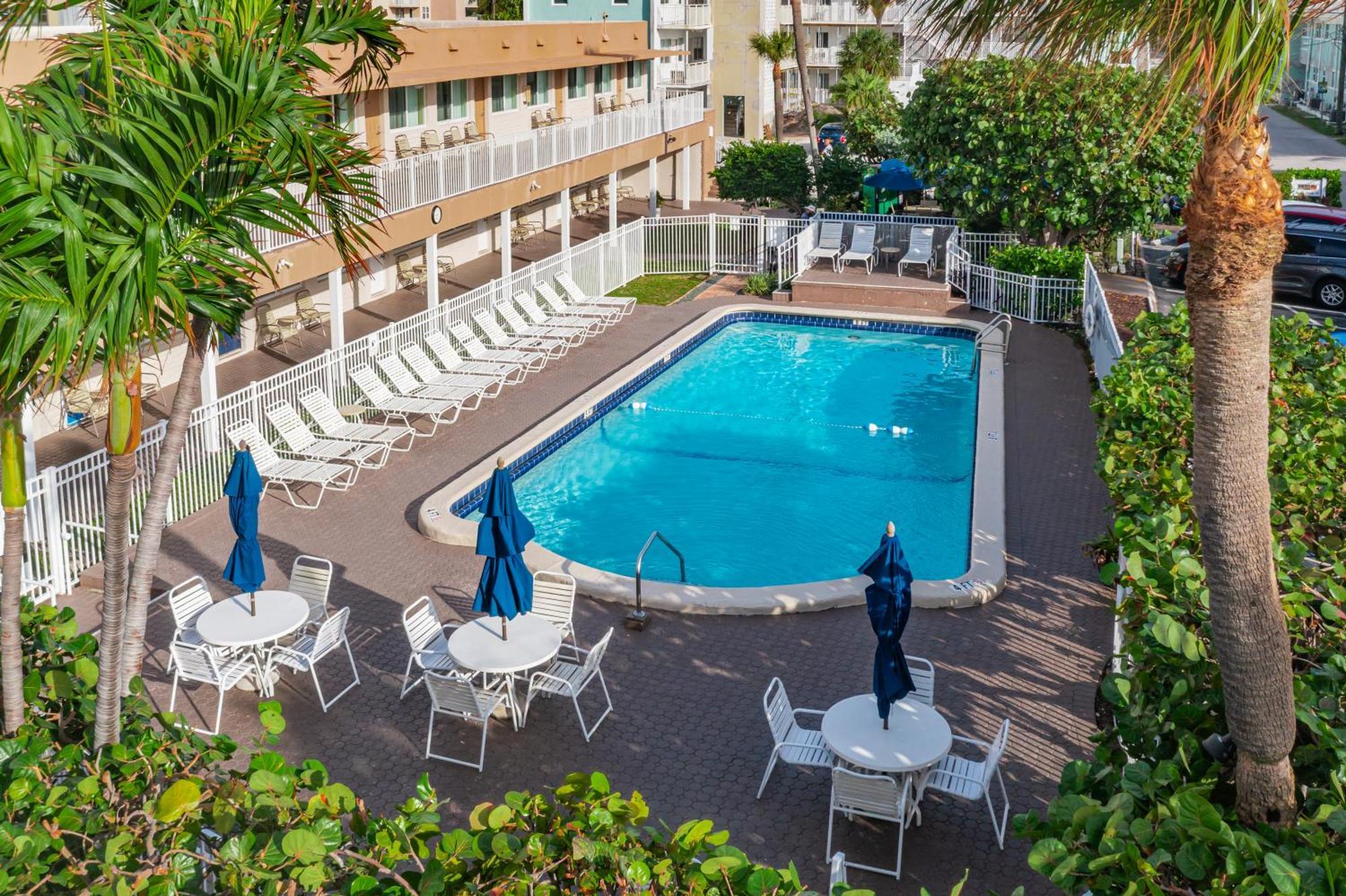 Enchanted Isle Hollywood Beach Resort Extérieur photo